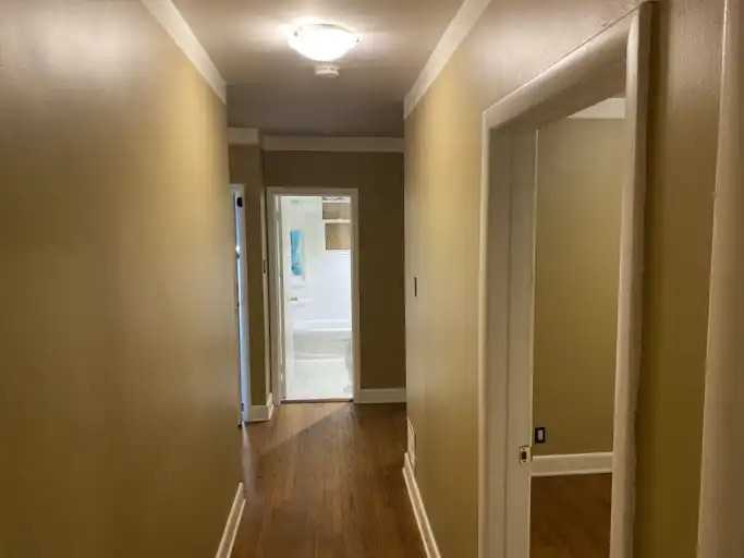 499 Young St - Photo 4 of 11