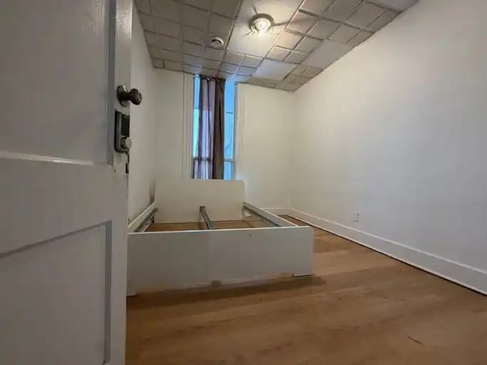 66 St. Paul St - Photo 4 of 14