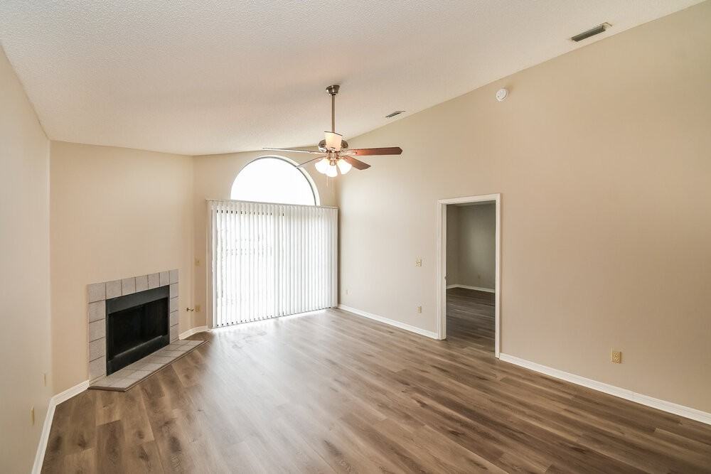 2847 Lantana Lakes Dr W - Photo 6 of 16