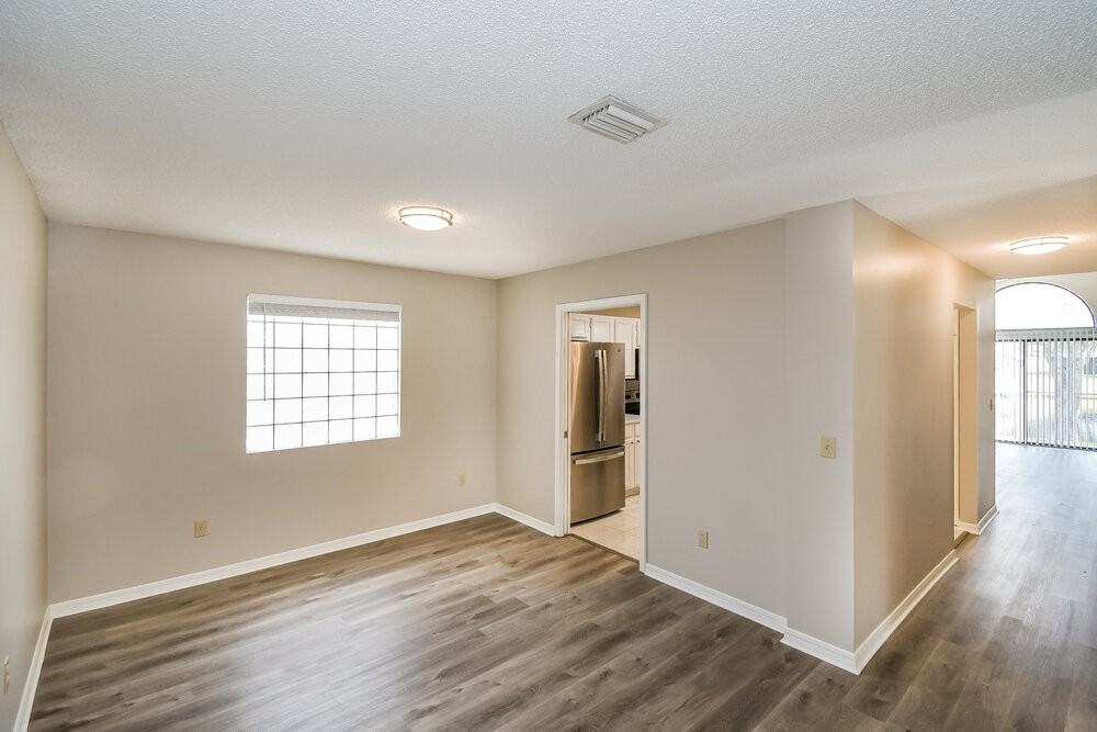 2847 Lantana Lakes Dr W - Photo 7 of 16