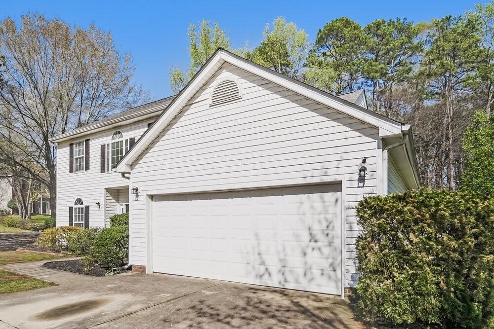 3438 Lazy Day Ln - Photo 4 of 17