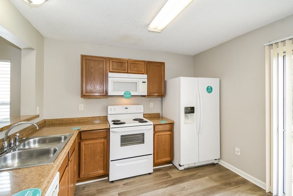 957 Wynfield Cir - Photo 6 of 16