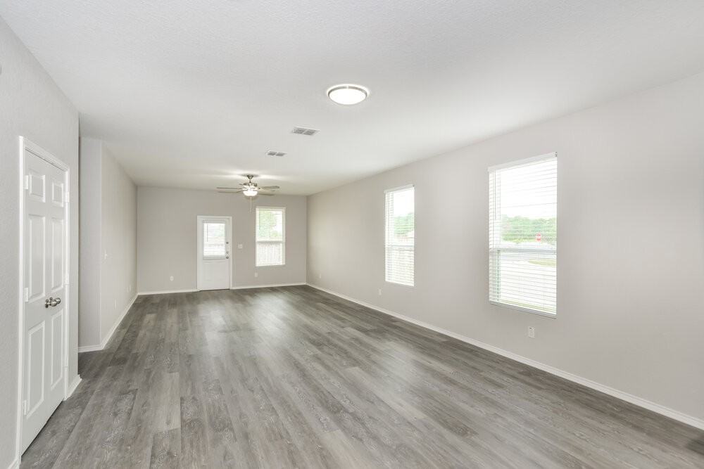 27619 Lasso Bnd - Photo 4 of 16