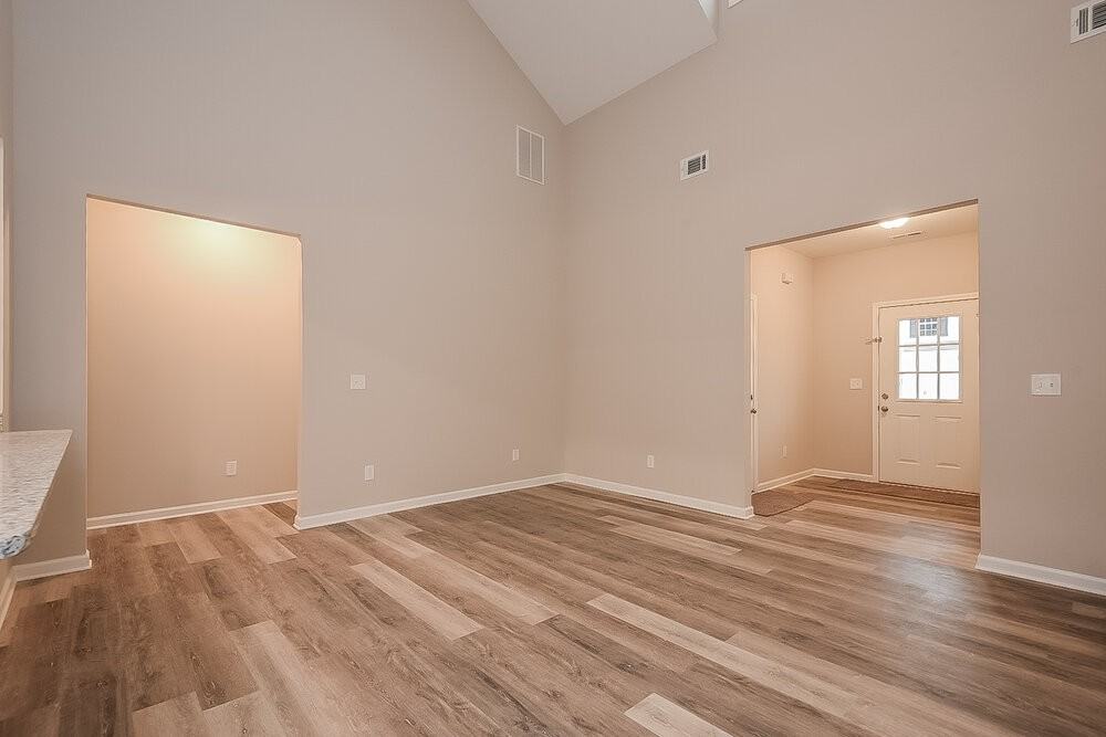 19 Celtic Ct - Photo 5 of 17