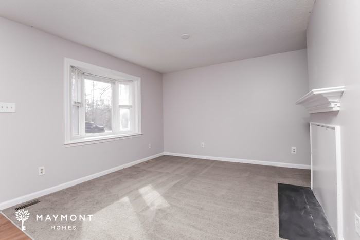 406 Pine Run - Photo 6 of 15