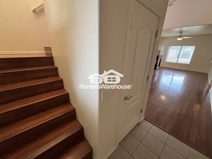 2218 W Carolina Dr - Photo 3 of 49