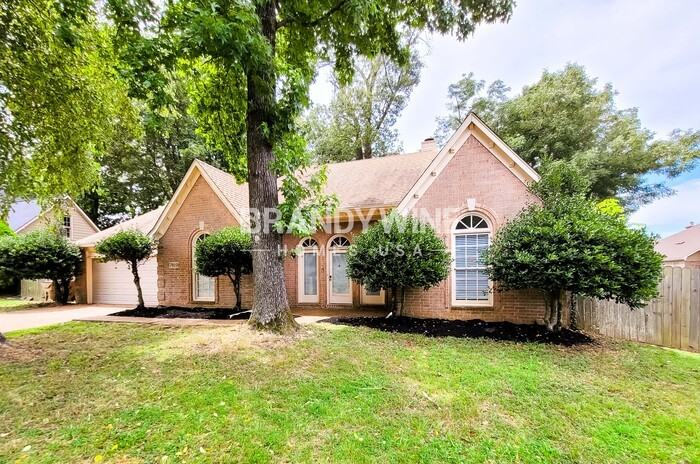 7819 Freehold Dr - Photo 2 of 41