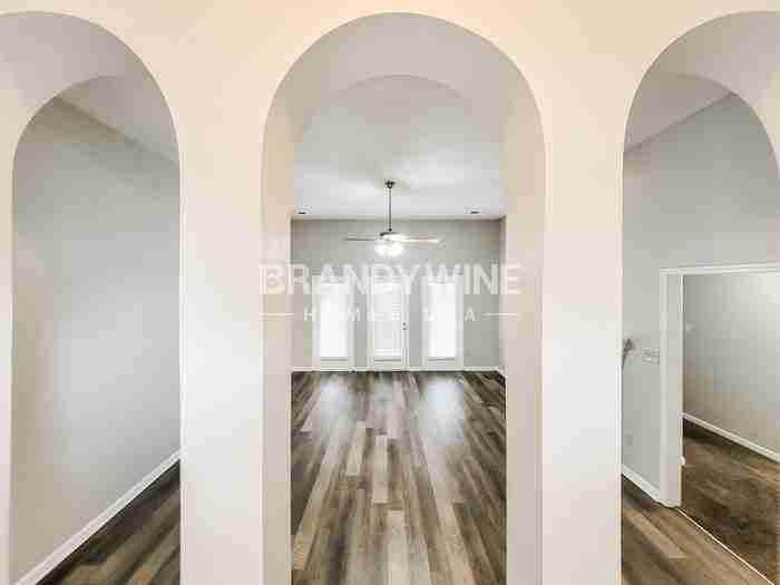 7819 Freehold Dr - Photo 3 of 41