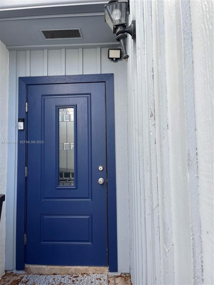 1432 South Gabriel Street - Photo 3 of 44