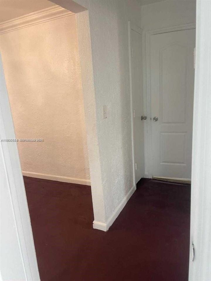 1225 Northwest 45th Street - Photo 3 of 20