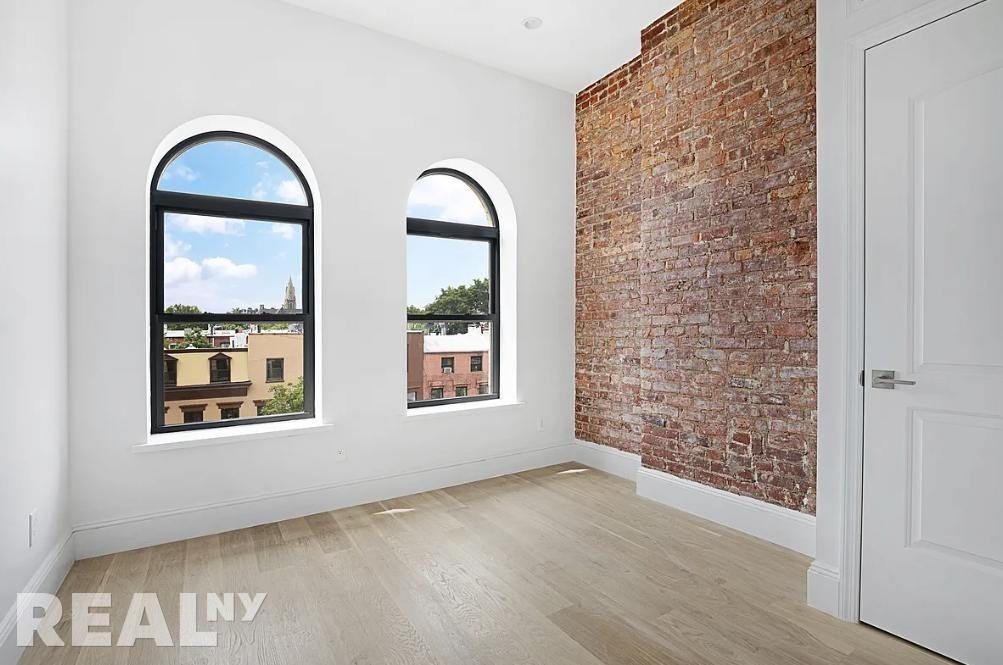 Jefferson Ave #1L - Photo 4 of 10