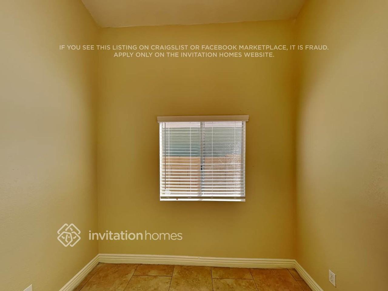 11320 N 82nd Ave - Photo 5 of 14