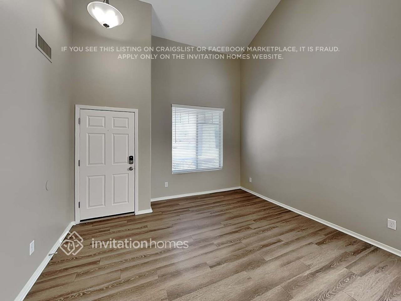 15126 N 173rd Dr - Photo 4 of 19