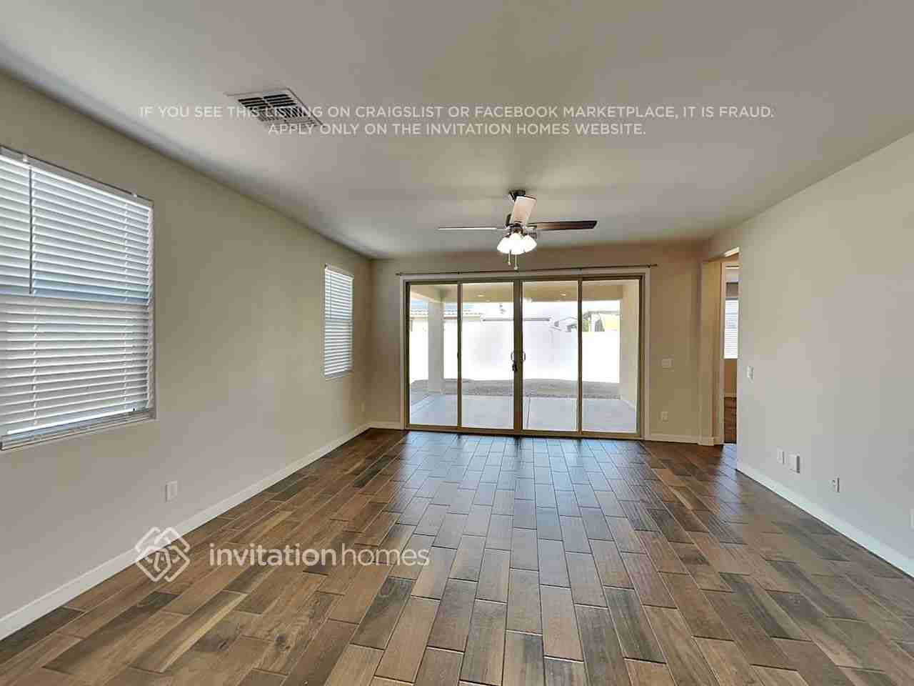 17584 W Hadley St - Photo 3 of 18