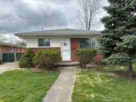 18547 Hillcrest St - Photo 1 of 1