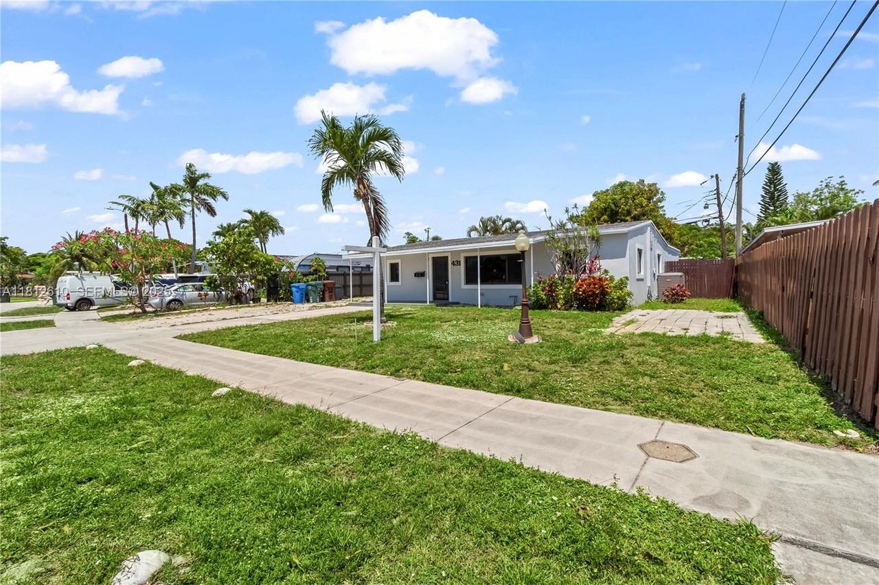 431 Northeast 58th Court ##A - Photo 4 of 19