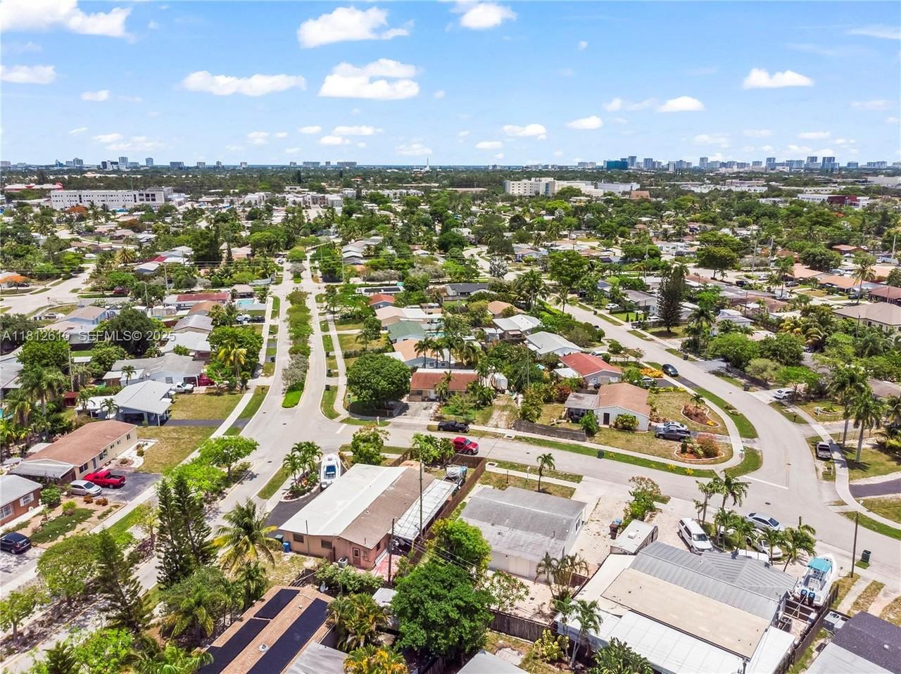 431 Northeast 58th Court ##A - Photo 5 of 19