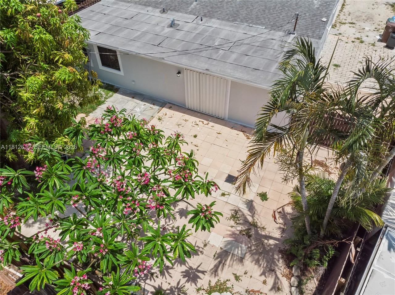 431 Northeast 58th Court ##A - Photo 7 of 19