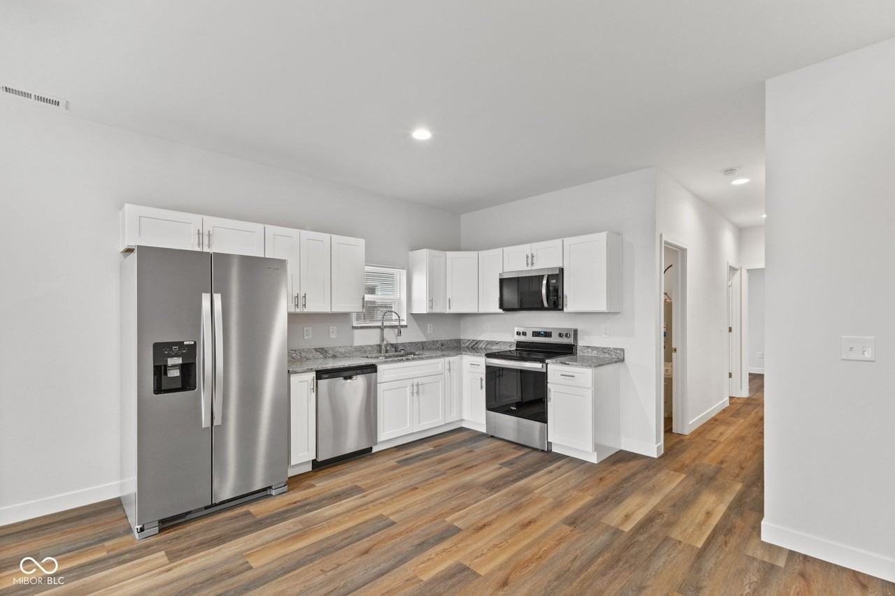 2711 Guilford Ave #A - Photo 6 of 28