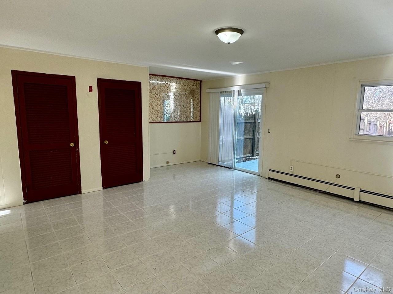 10 Chaucer Ct - Photo 6 of 17