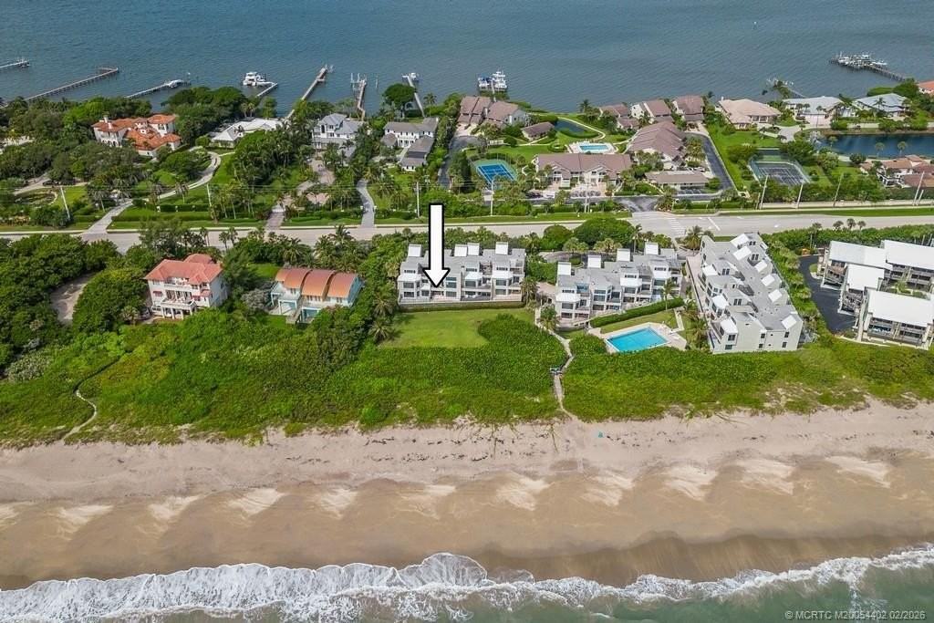 2051 Ne Ocean Blvd Apt C13 #C13 - Photo 2 of 45