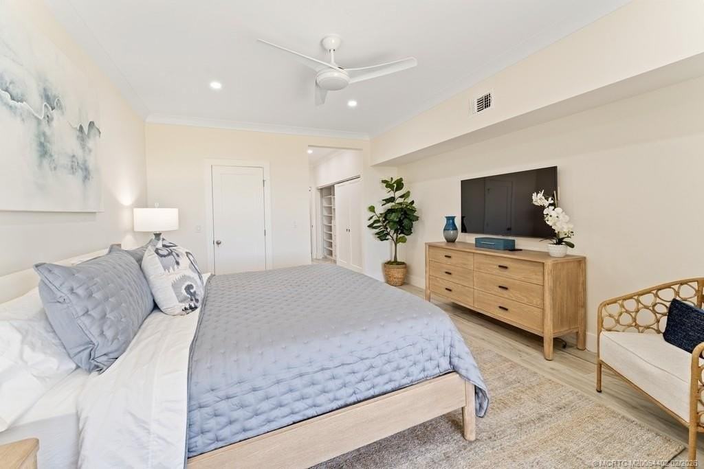 2051 Ne Ocean Blvd Apt C13 #C13 - Photo 5 of 45