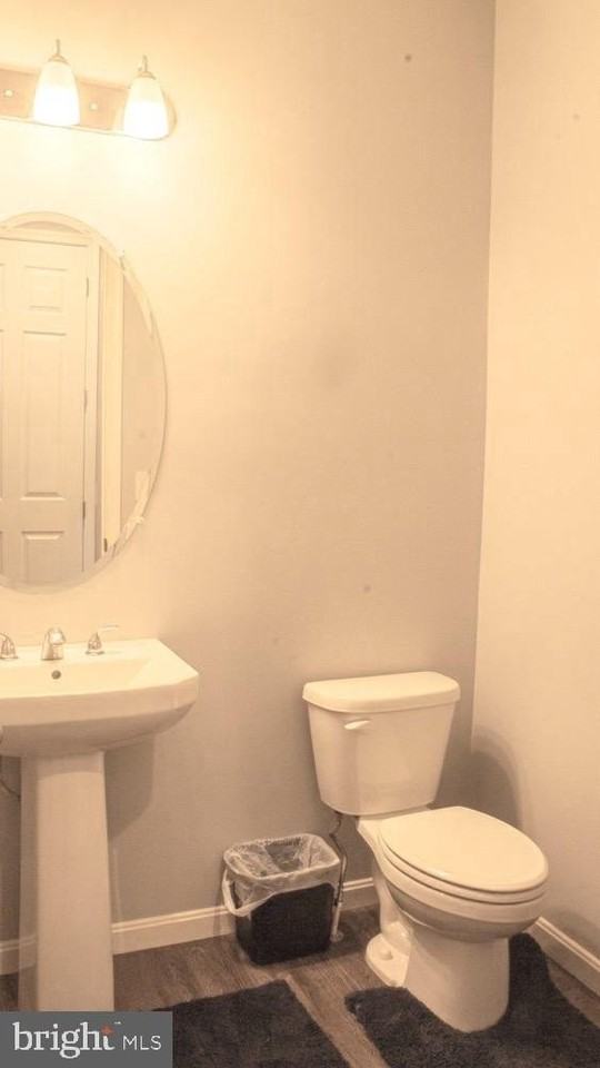 145 Wayland Rd - Photo 6 of 17