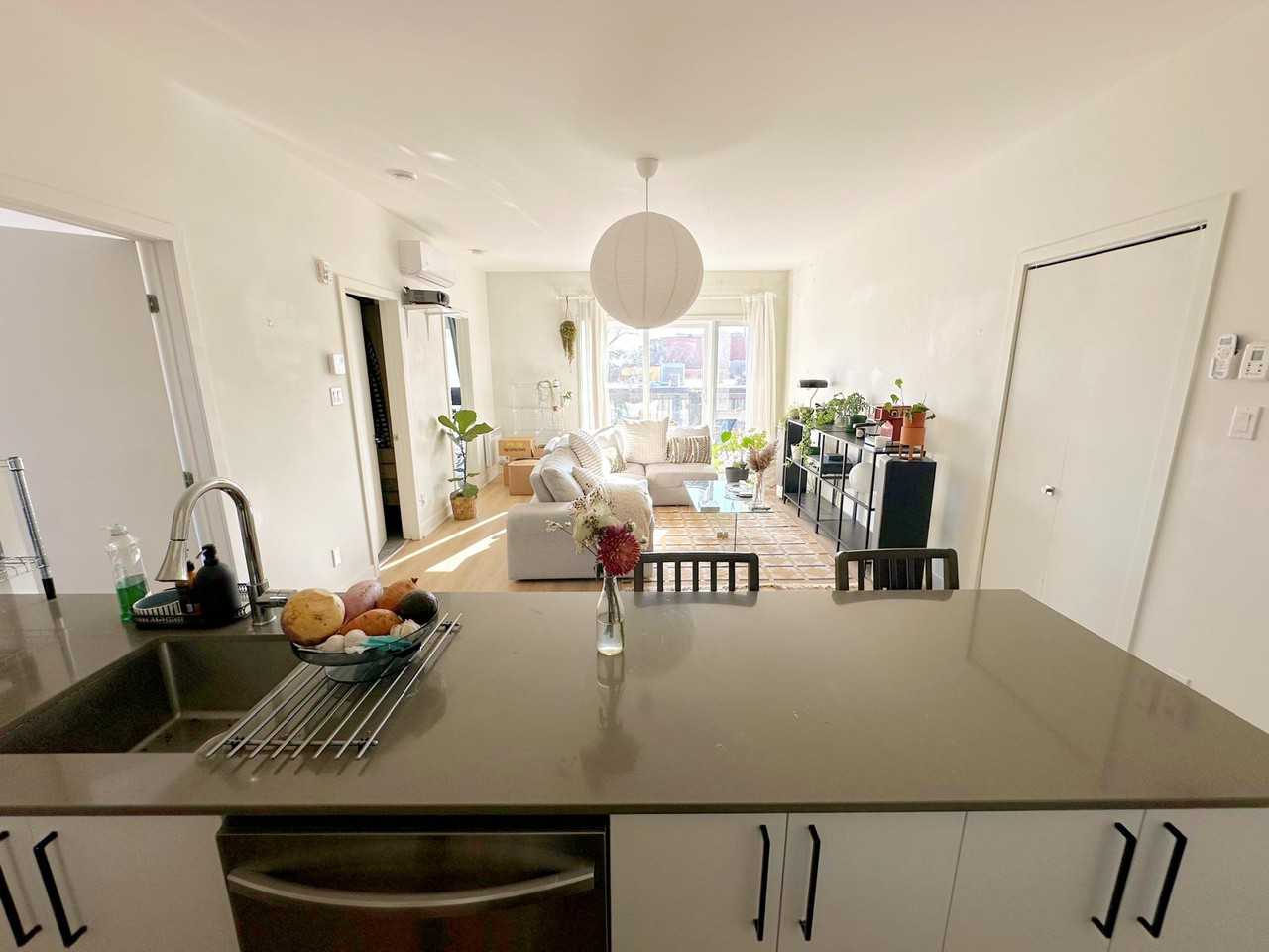 7224 Av Shelley - Photo 2 of 14