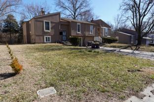 9517 Manning Ave - Photo 1 of 1