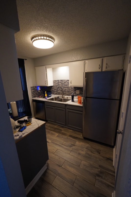 9517 Manning Ave - Photo 5 of 13