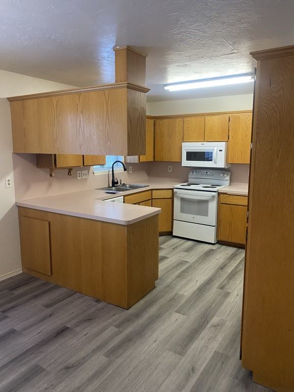 3823 E Michelle St - Photo 7 of 21