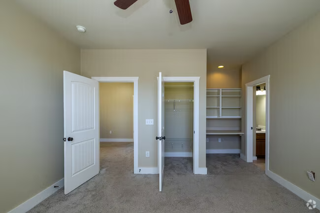 101 West Ln #1103 - Photo 6 of 8