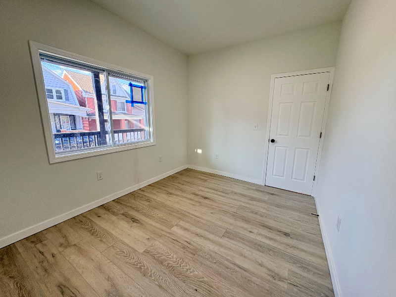 115 Crawford Ave #A - Photo 6 of 10