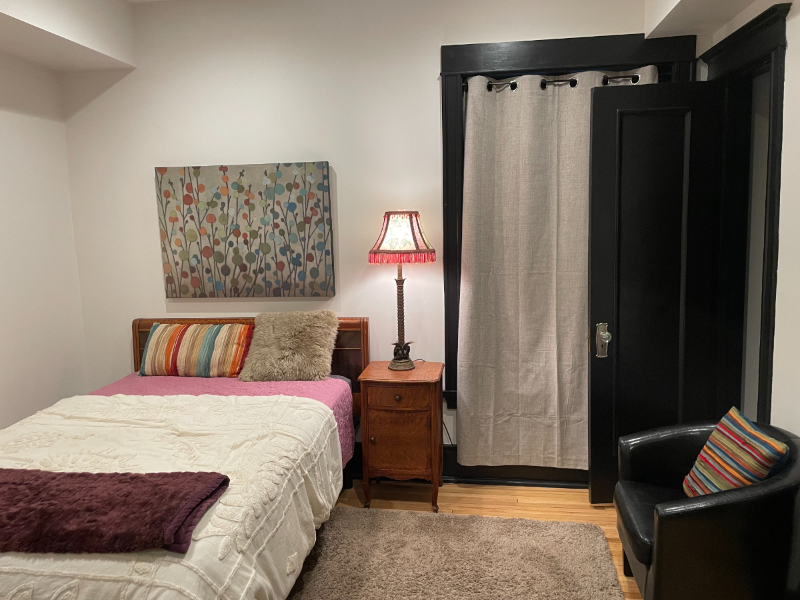 1126 W Morse Ave #2W - Photo 6 of 13