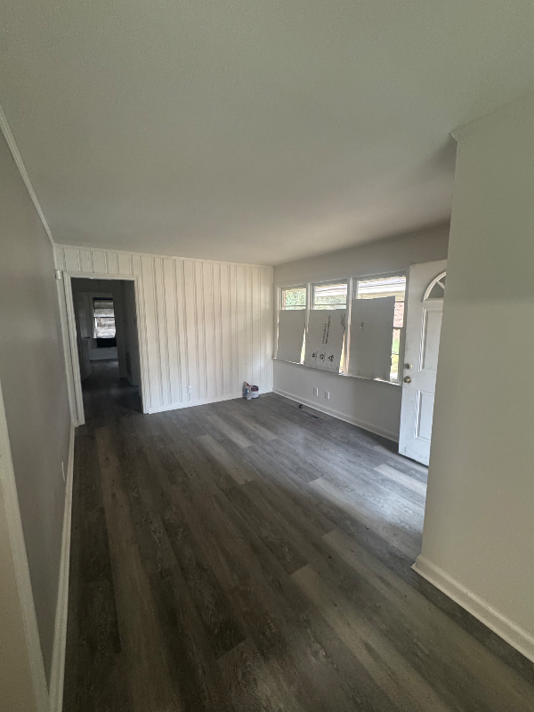 4343 Summerhill Dr - Photo 3 of 12