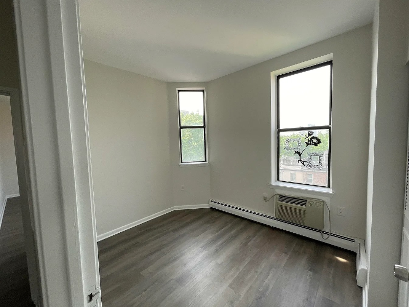 2613 Bergenline Ave - Photo 6 of 6