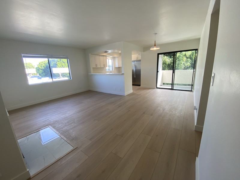 13001 Venice Blvd - Photo 2 of 11
