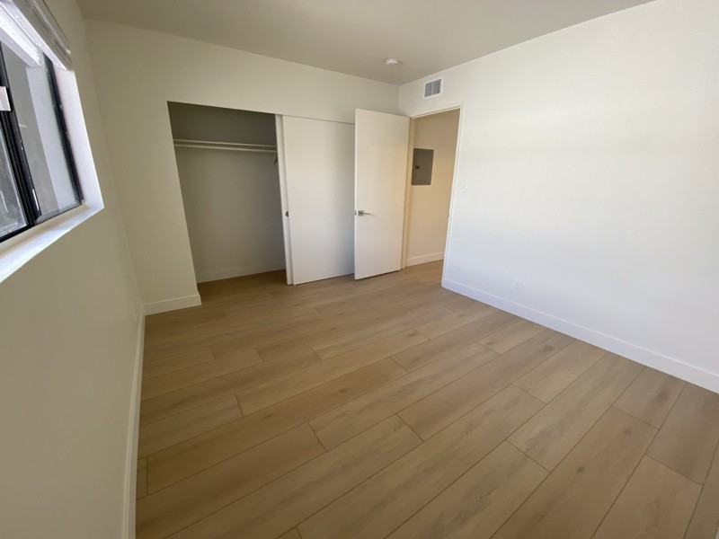 13001 Venice Blvd - Photo 6 of 11