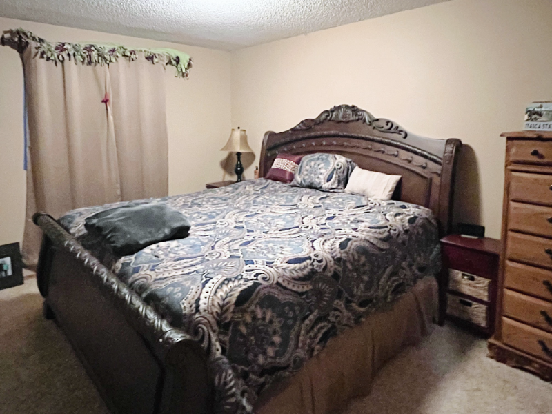 11113 Edgewood Cir N - Photo 5 of 8