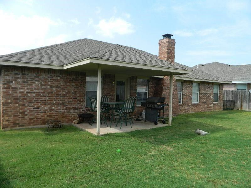 4408 Sw Parkway Dr - Photo 2 of 5