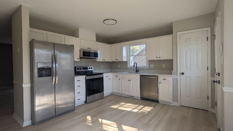 5232 Baywood Forest Dr - Photo 4 of 20