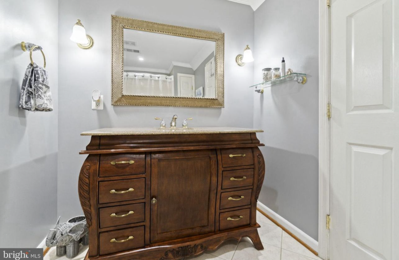 2 Palace Ln #BS - Photo 2 of 7