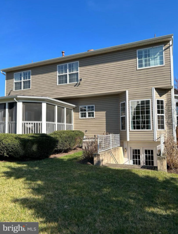 2 Palace Ln #BS - Photo 6 of 7