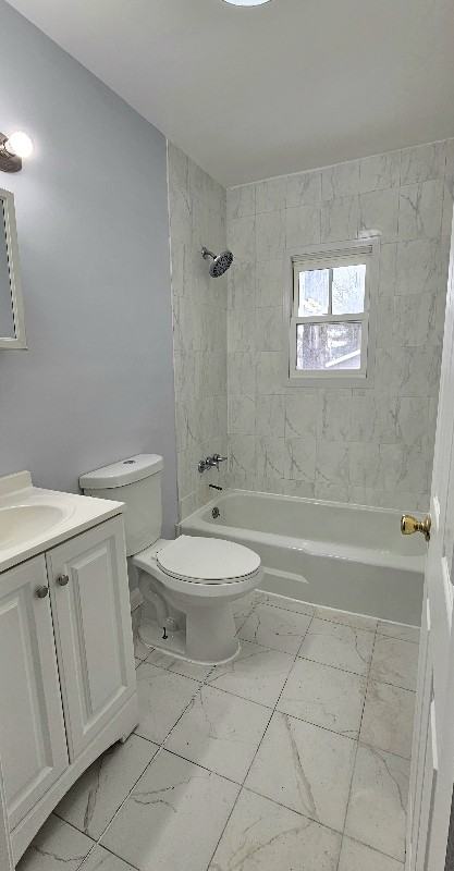 78 Homeside Ave #303 - Photo 6 of 7