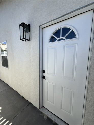 4927 1/2 E San Rafael St - Photo 2 of 8