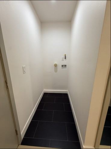 4927 1/2 E San Rafael St - Photo 7 of 8