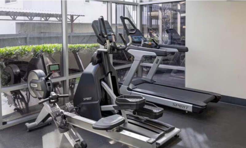 1401 Superior Ave #A - Photo 6 of 7