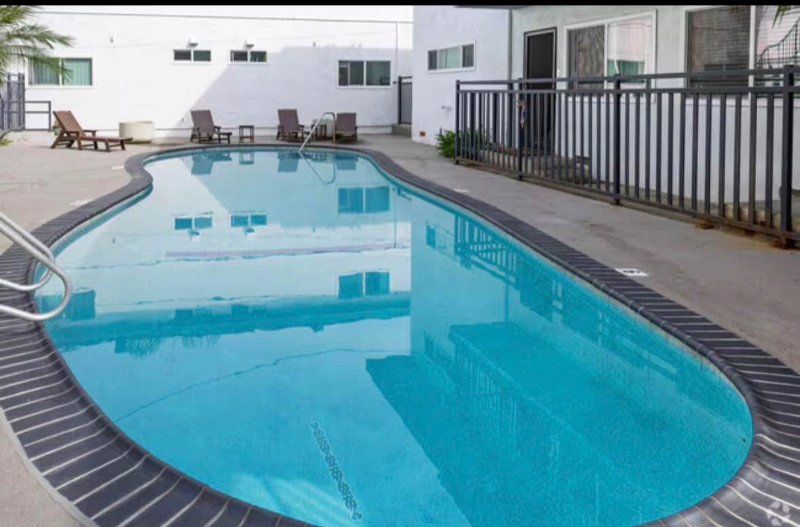 1401 Superior Ave #A - Photo 7 of 7