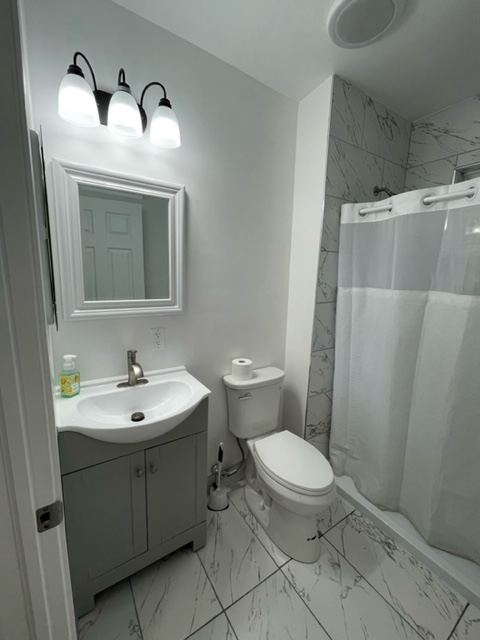 557 Maple Ave #2 - Photo 4 of 6