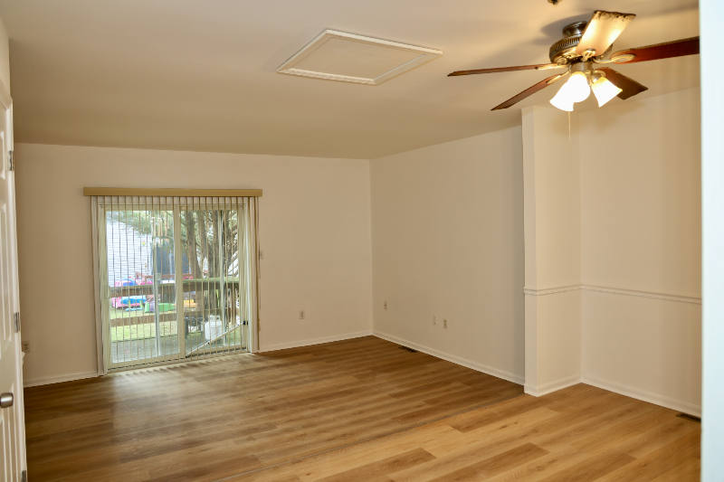 814 Cobble Creek Curv - Photo 5 of 10